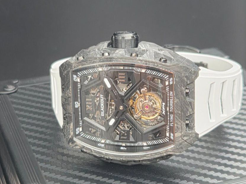 Uhren: Black Out – Neu und originalverpackt aus La Chaux-de-Fonds von curtitswisswatches 2
