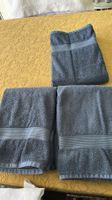 3 asciugamani uguali 60x130 cm
