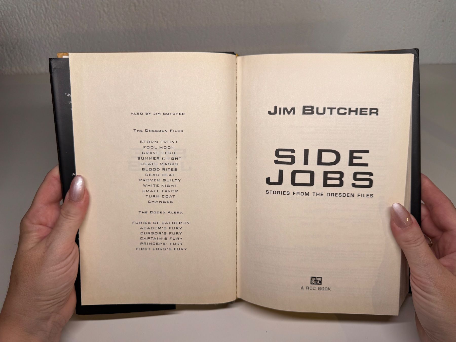 Libri: NOVEL: Jum Butcher, Side Jobs – Usato da Grosswangen venduto da English_books 2
