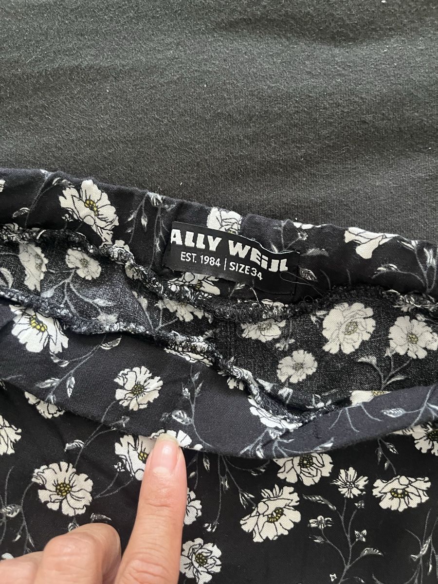 Lotti di vestiti: Damen 2 Teiler  Blumenmuster Weiss Schwarz – Nuovo (secondo la descrizione) da Olten venduto da sae_82z2 3