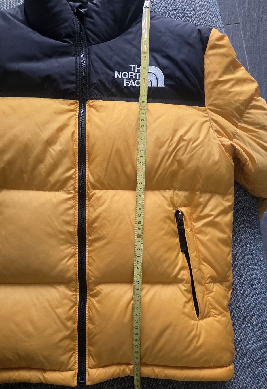 North Face Jacken: Veste doudoune enfant ado North Face – Gebraucht aus Valeyres-sous-Rances von Untitled 4