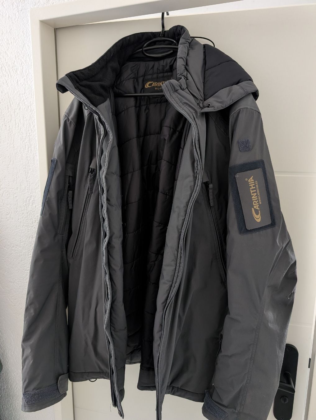 Carinthia Jacken: Carinthia MIG 4.0 XXL – Defekt aus Reinach BL von regitio