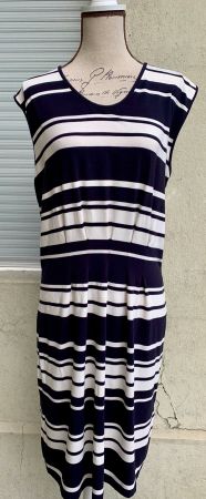 Superbe petite robe marinière  IN WEAR 96%viscose t.M