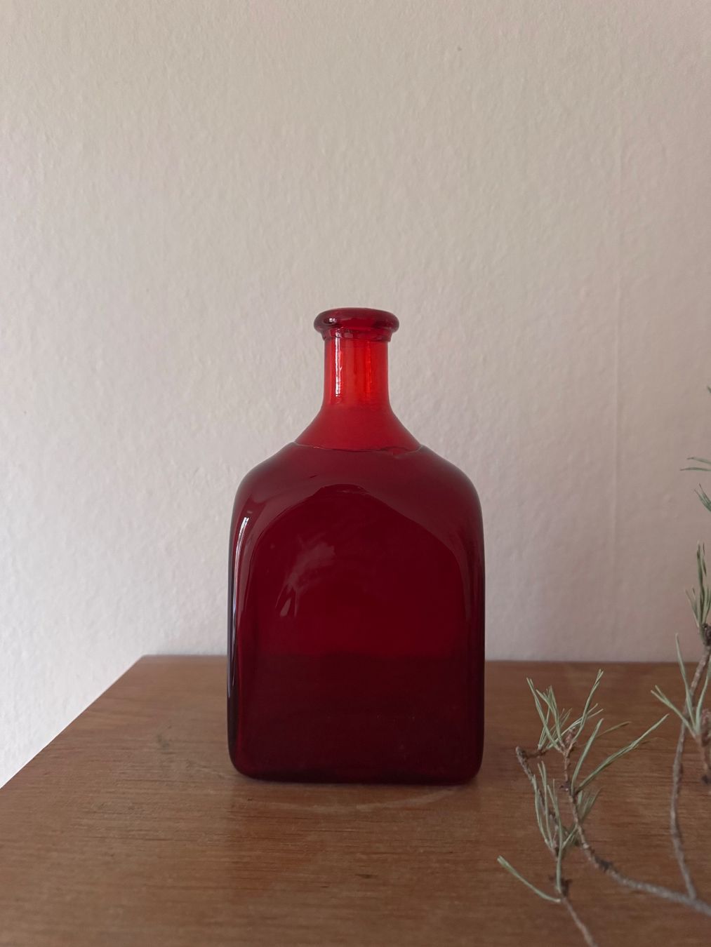 Vasi & Recipienti: Mid Century Glasvase rot – Usato da Zürich venduto da casual4
