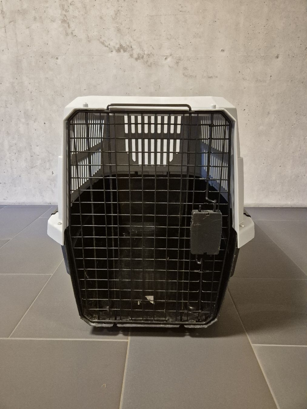 Gabbie, trasporto & Sicurezza: Large dog transport box – Usato da Lenzburg venduto da wojcikar 1