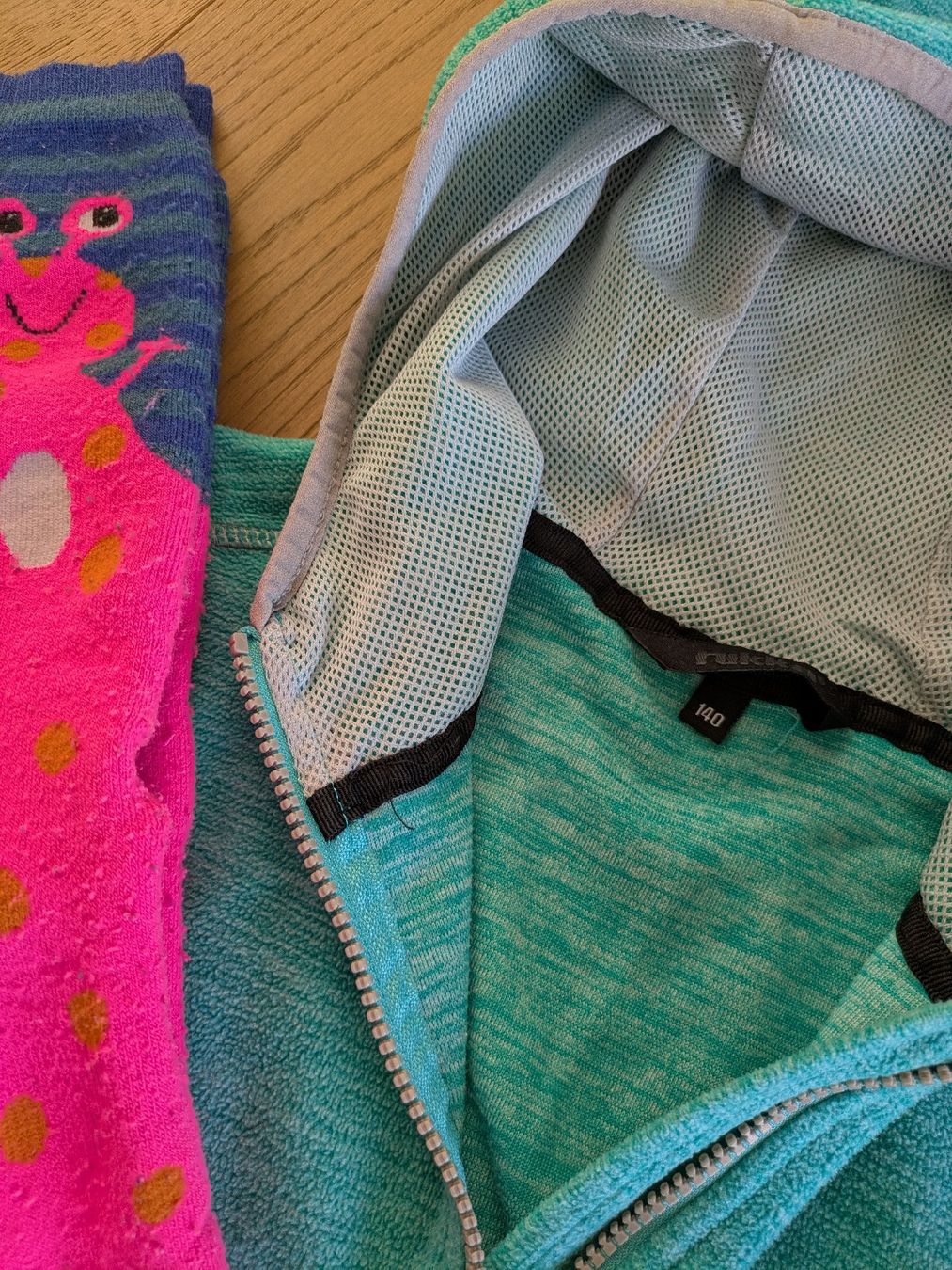 Lotti & Set di vestiti: Skikleider Gr.140 – Usato da Pfäffikon ZH venduto da some82 2