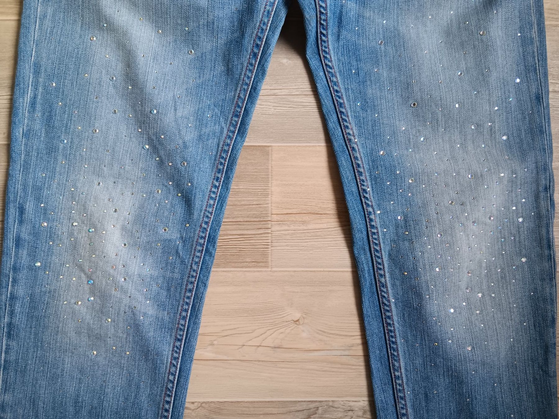 Jeans: OAKS Jeans NICOL taille / Grosse 31 – Gebraucht aus Cossonay-ville von Super-Price-Quality 2