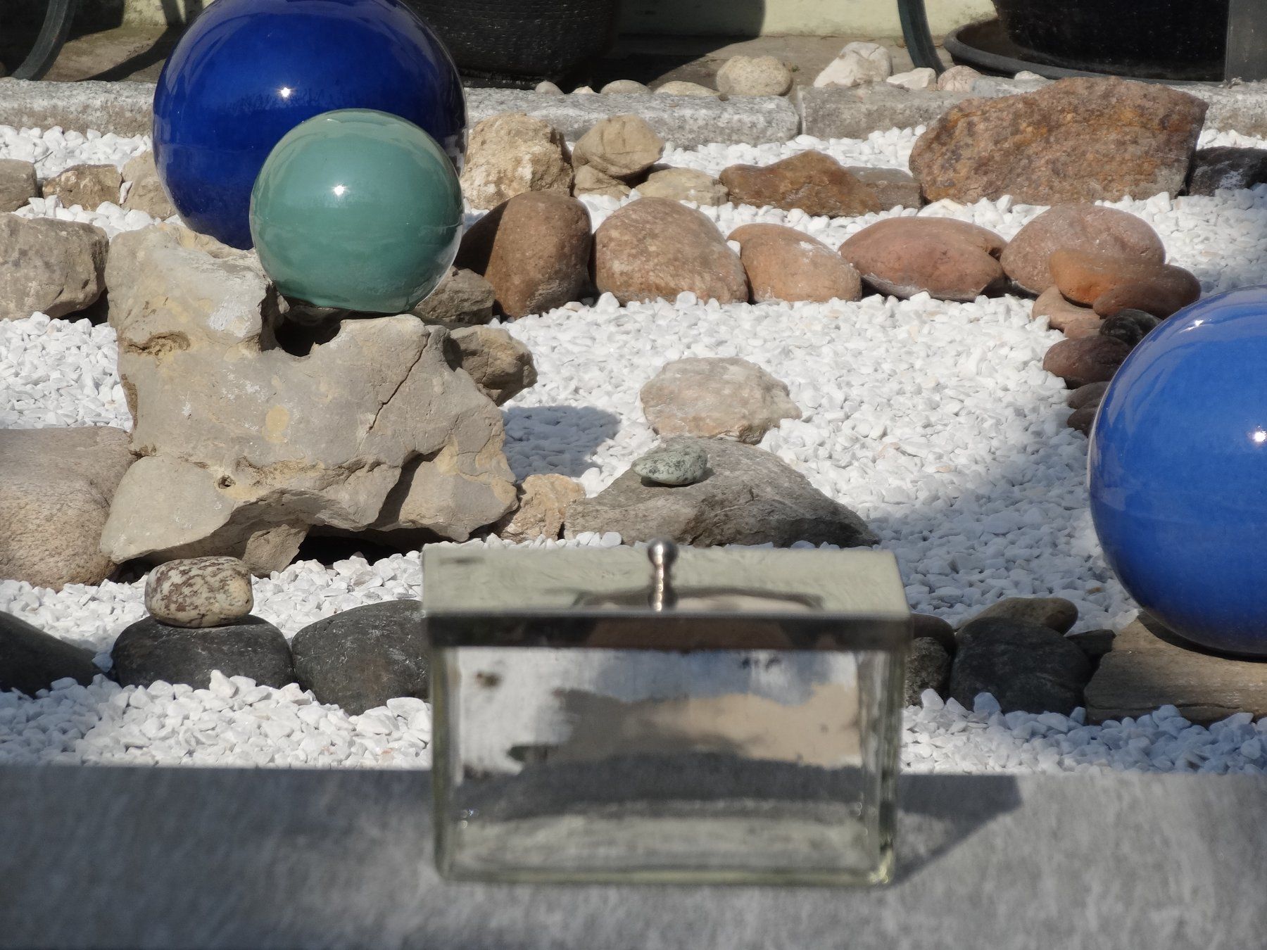 Ciotole: Aus der Glasvitrine: Glasschale mit Silberdeckel – Usato da Allschwil venduto da Boutique_16b 6
