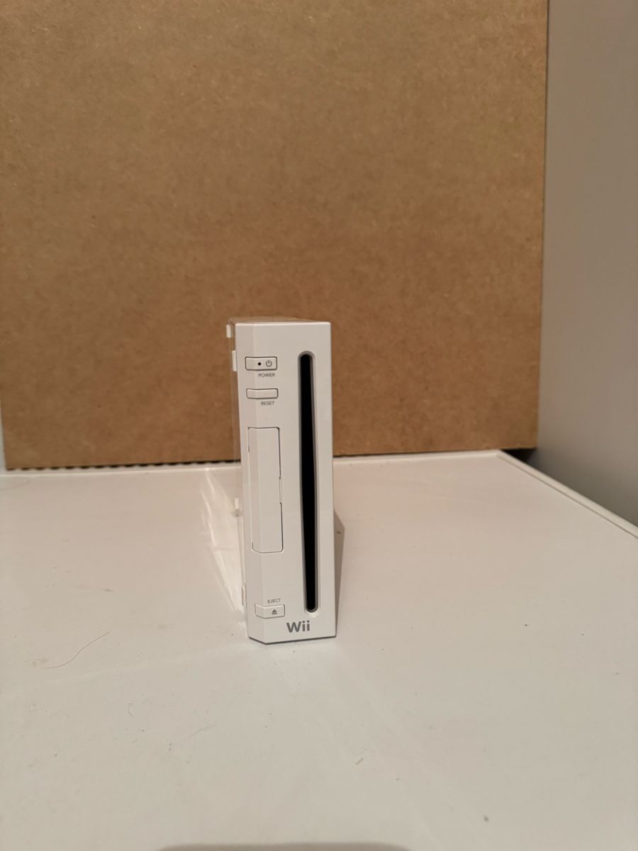 Nintendo Console: Console Wii de Nintendo en boîtier blanc – Usato da Bulle venduto da rmv_qsw7 2