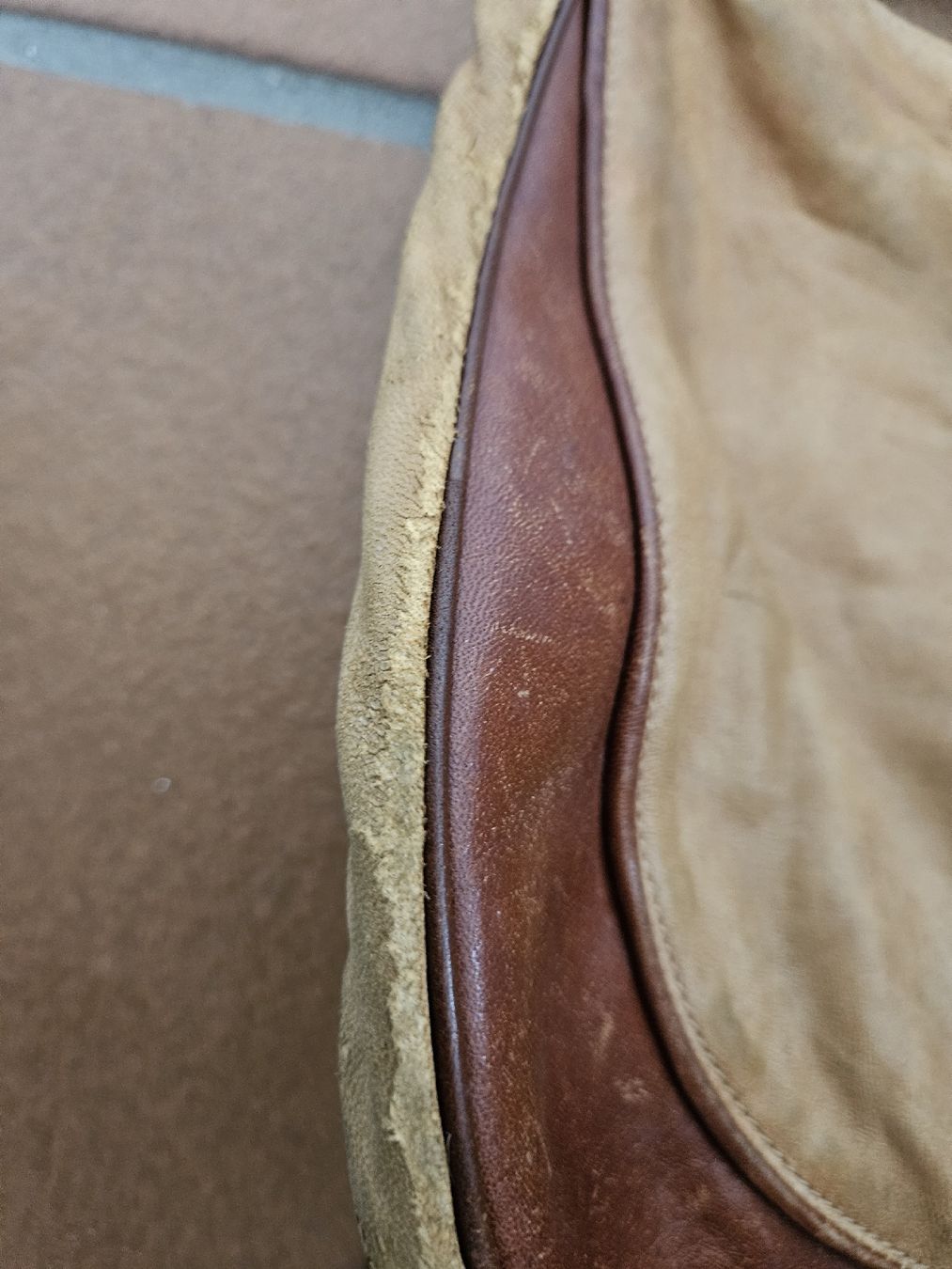 Aigner Borse da donna: Aigner Ledertasche beige Vintage – Usato da Eschenbach SG venduto da MarThu 4