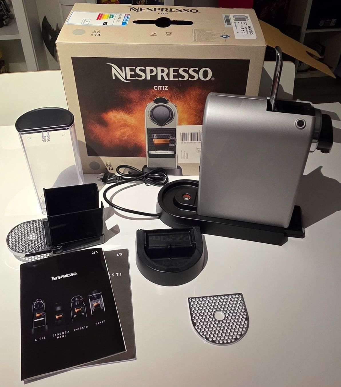 Krups Kaffeemaschinen & Espressomaschinen: Machine à café Nespresso CitiZ comme neuf dans boîte – Neu (gemäss Beschreibung) aus Vaulruz von nlehner