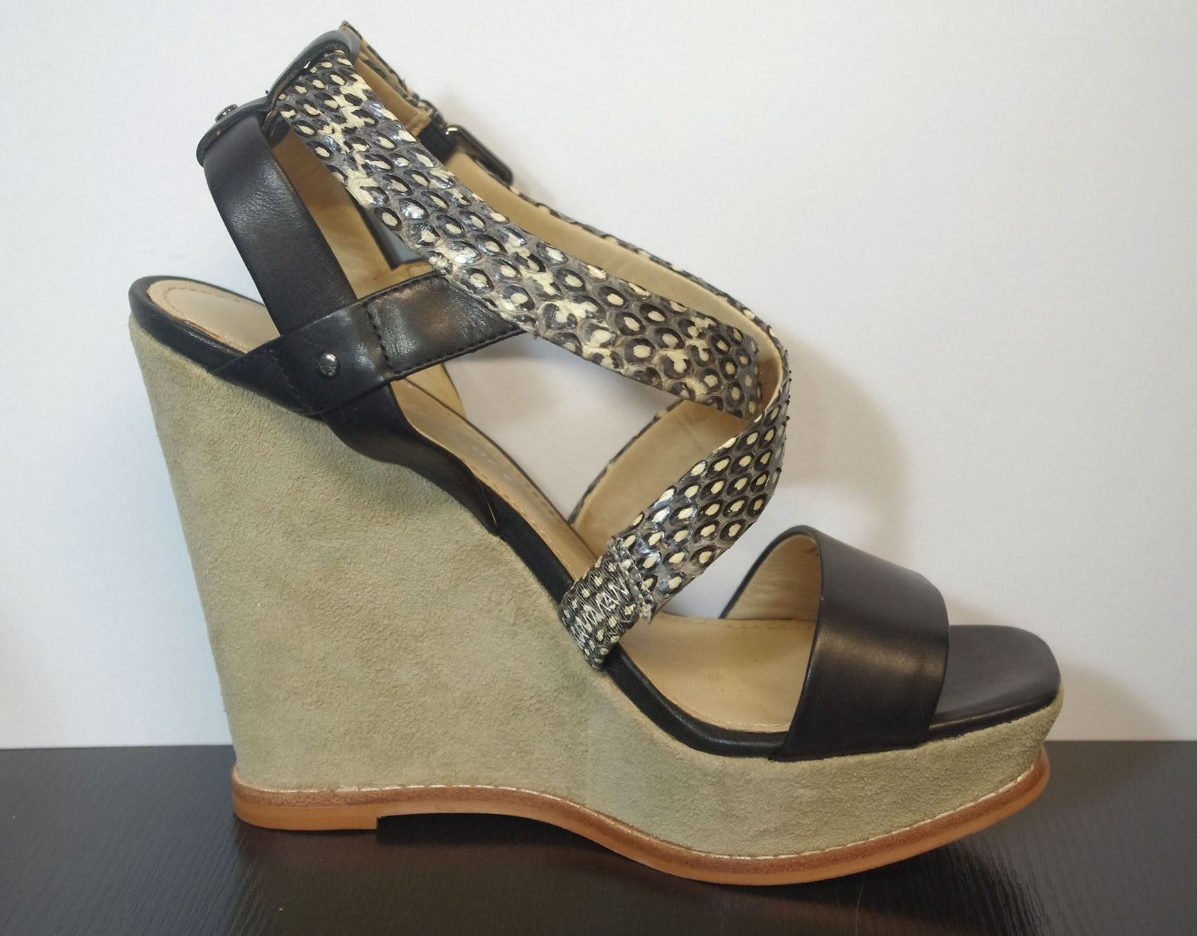 Scarpe da donna: Designer Leder Wedges von Kenneth Cole – Usato da Meggen venduto da 1Class2Hand 4