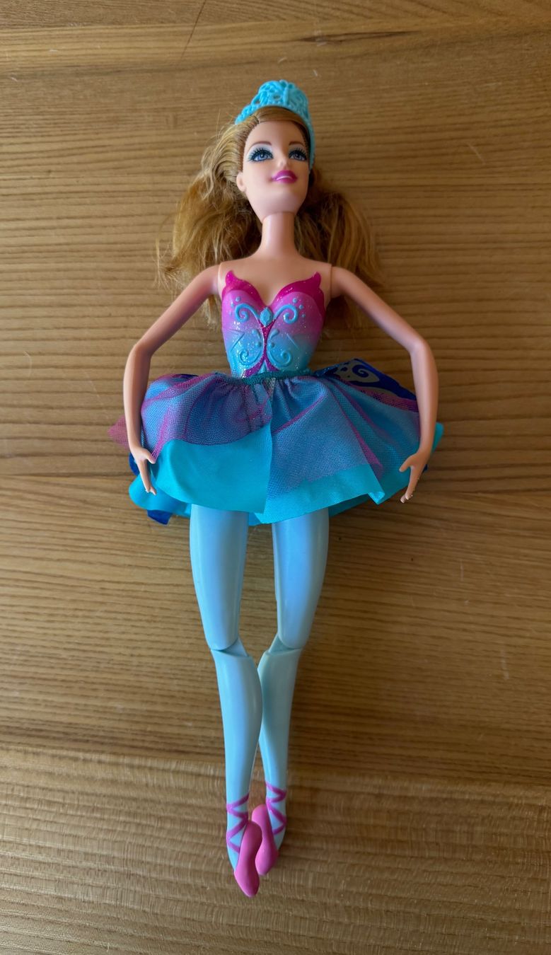 Bambole: Barbie Ballerina 2012 Mattel – Usato da Lyss venduto da Landleben0