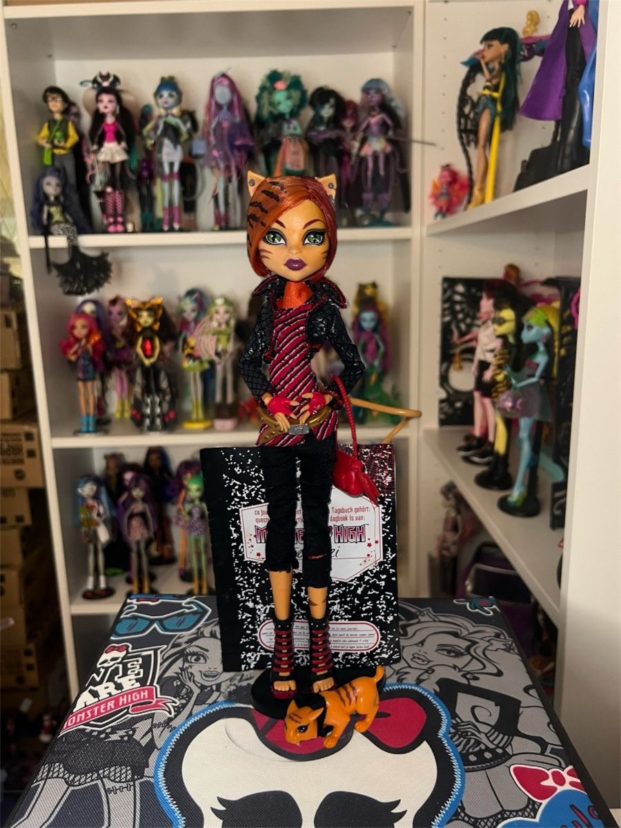 Bambole: Monster high – Nuovo (secondo la descrizione) da Osogna venduto da elisa__ks__