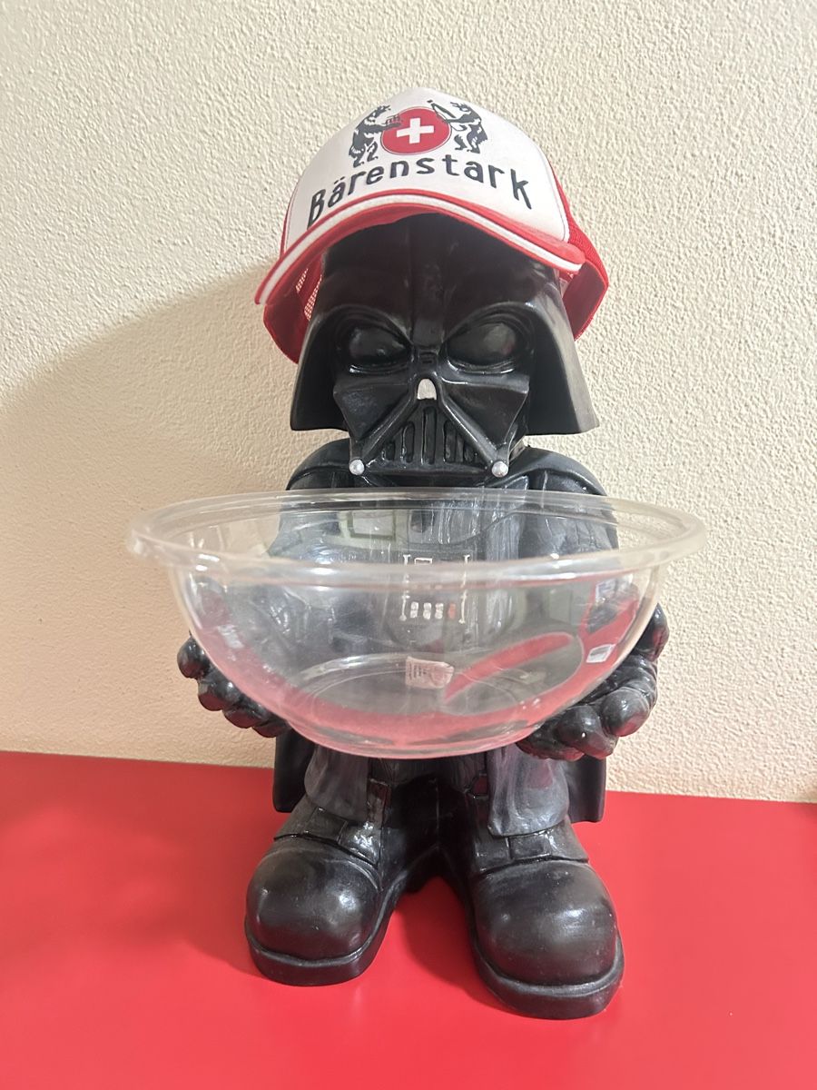 Star Wars Statuette: Darth Vader Figur mit Schale Star Wars Deko Objekt – Nuovo (secondo la descrizione) da Willisau venduto da Geissbock11 3