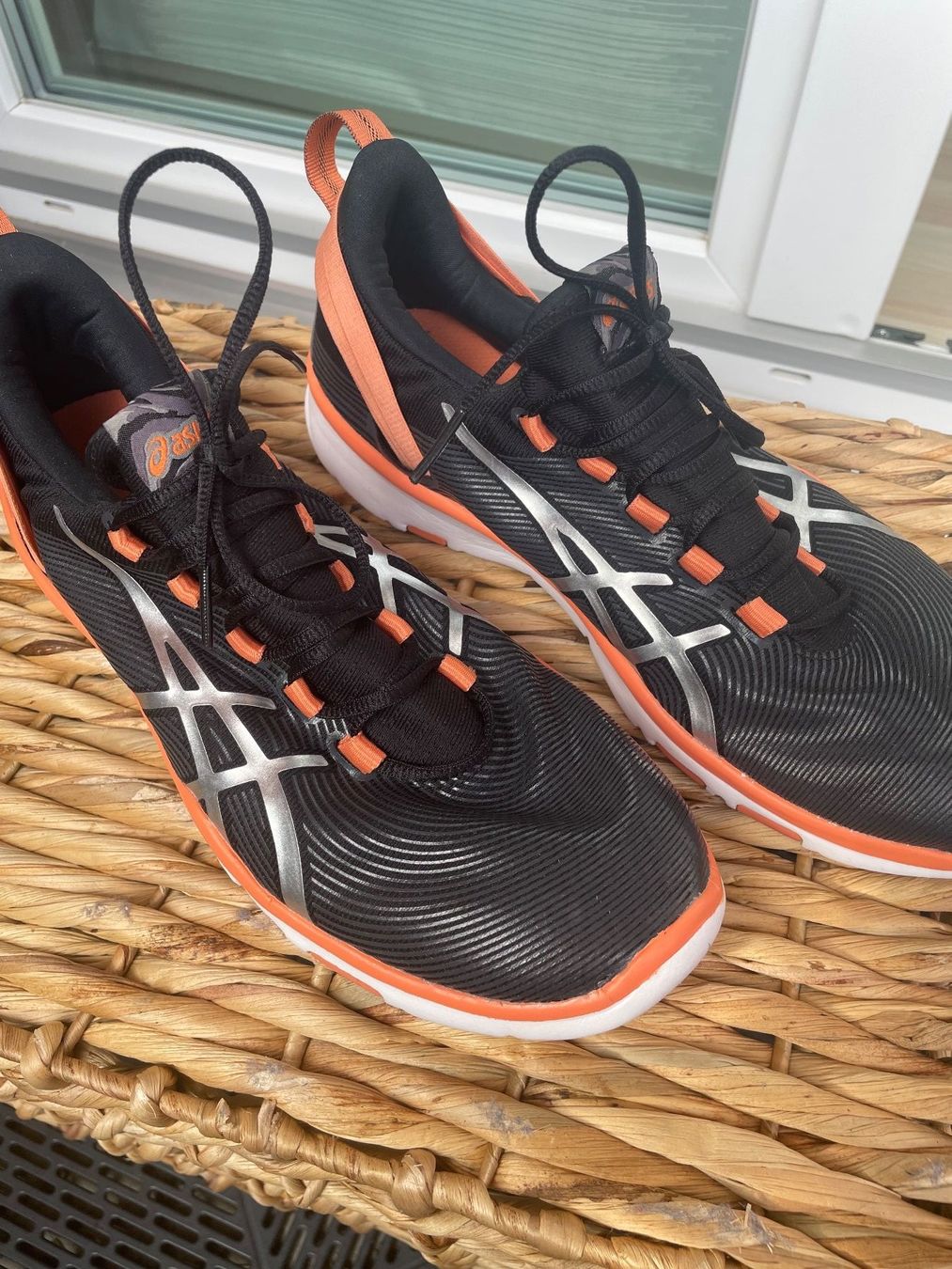 Asics Scarpe da uomo: Asics Schuhe orange/schwarz – Nuovo (secondo la descrizione) da Zürich venduto da mellna 2