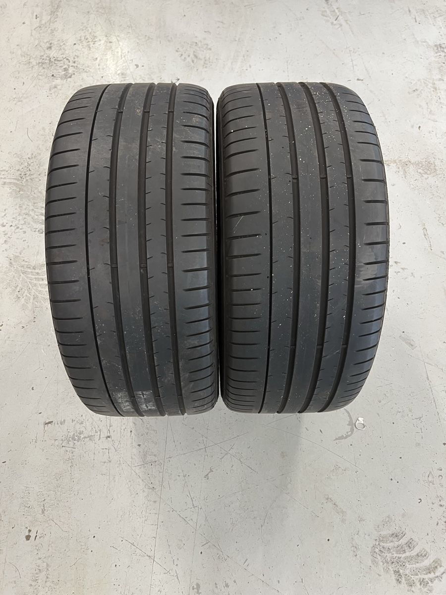 Pneumatici & Ruote complete: Sommerreifen Pirelli 225/35/19  – Usato da Hünenberg venduto da Auto-Klinik01