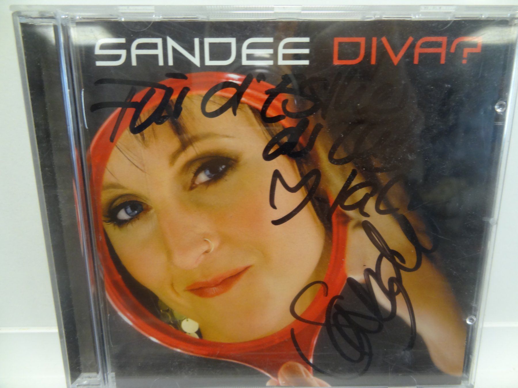 CD: Sandee Diva , Signiert – Usato da luzern venduto da musicandart