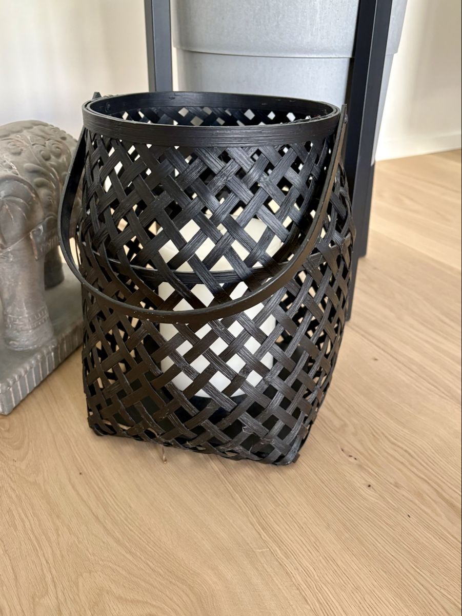 Lanterne: Holzlaterne schwarz / neuwertig – Nuovo (secondo la descrizione) da Rothenburg venduto da QueenofShopping1
