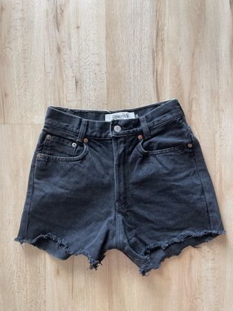 Short Levi's 550 noir 26, parfait état / SVP lisez le texte