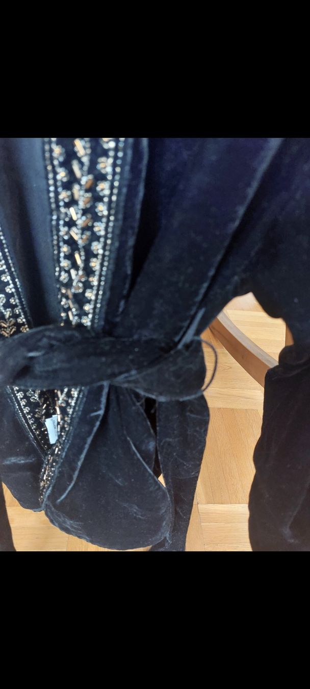Arte internazionale: Kimono noir velours Zara – Usato da Avully venduto da jul_n8zt 6