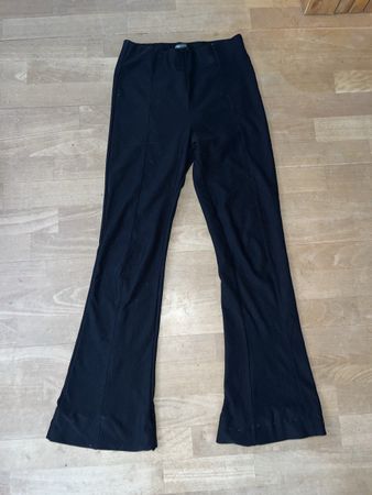 Schwarze Schlaghose, Grösse M