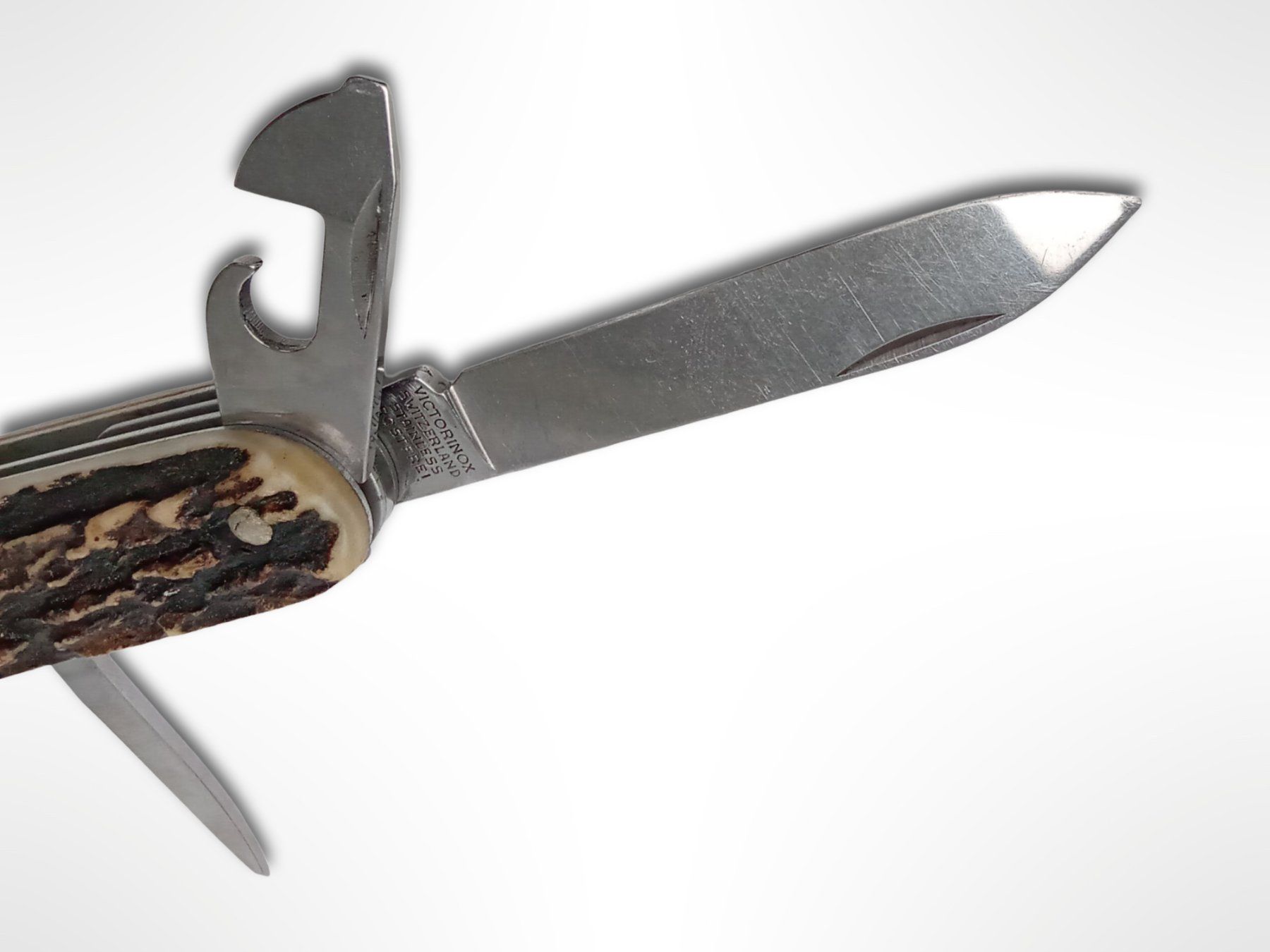 Victorinox Coltelli tascabile: Victorinox Hirschhorn Taschenmesser ''Camper'' – Usato da Suhr venduto da Restwert_Suhr 5