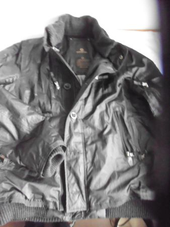 Jacke Herren Milestone Gr. L schwarz neuwertig
