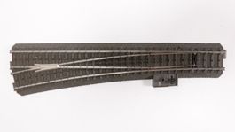 c1 Märklin 24711 schlanke links Weiche+Antrieb+Decoder |0234