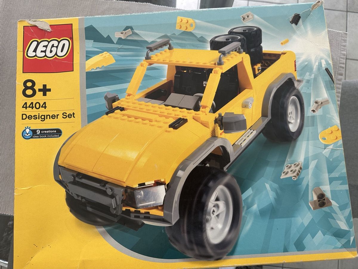 Lego Giocattoli: Lego 4404 – Difettoso da Sierre venduto da Tracy83