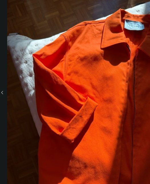Prada Jacken: Prada orange jacket – Gebraucht aus geneve von chiaraac 2