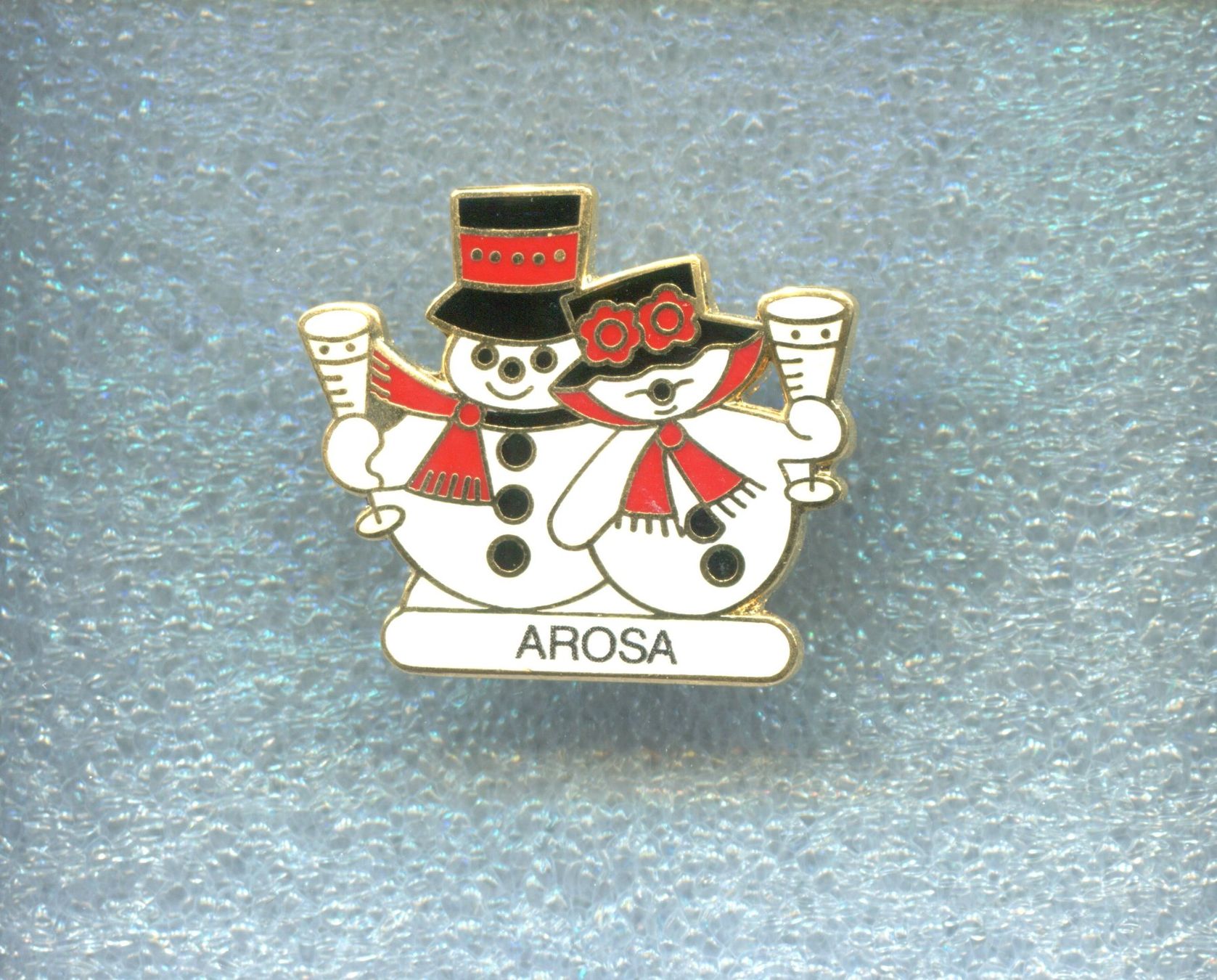 Placchette & Badge: AROSA  Schneemann + Frau – Usato da Winterthur venduto da Sammleroase