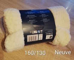 Couverture Douce, Neuve 130x160cm, Polyester Recyclé!