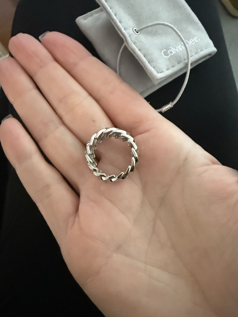 Calvin Klein Anelli: Bague Calvin Klein comme neuve  – Nuovo (secondo la descrizione) da Biel/Bienne venduto da Abeille01 1