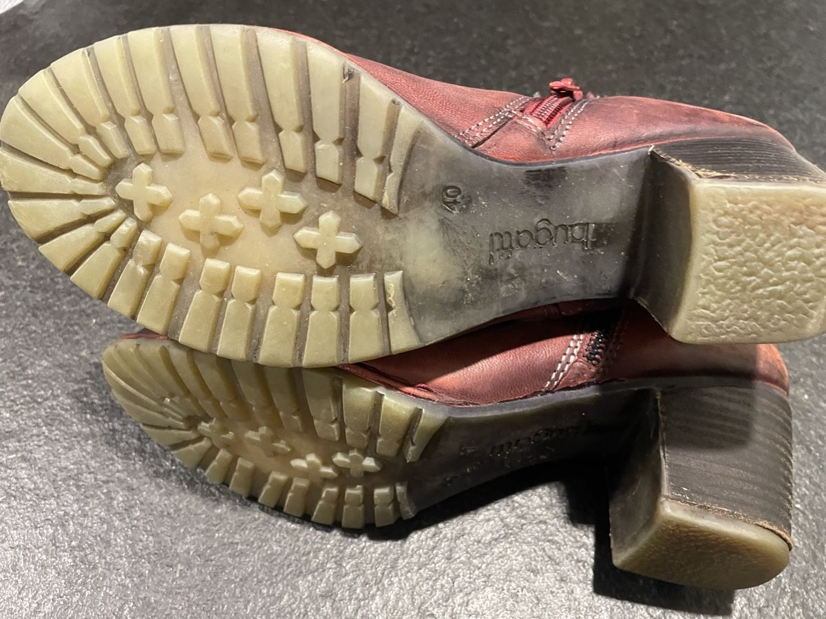 Bugatti Damenschuhe: Bugatti Stiefeletten – Gebraucht aus Rüttenen von Marianne22121970 4