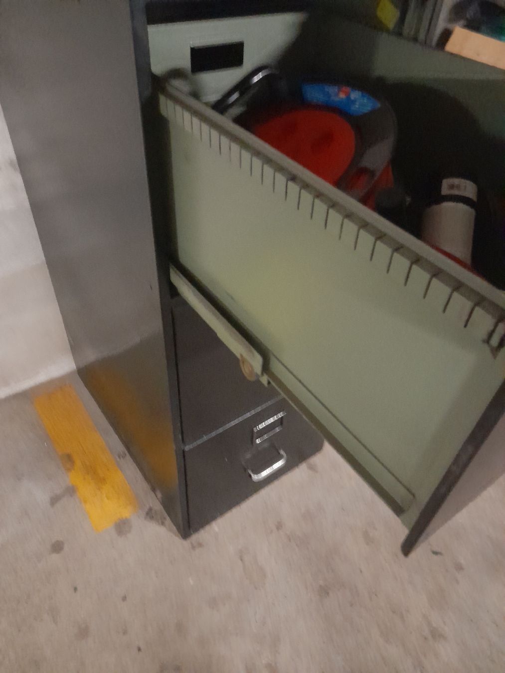 Armadi: aktenschrank – Usato da Glattbrugg venduto da B_B 3