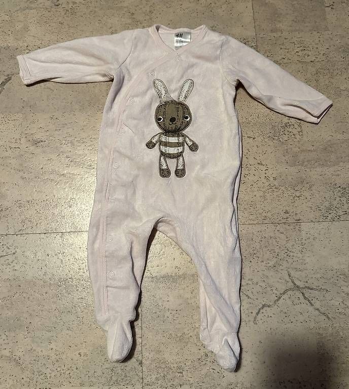 H&M Pyjamas & Ähnliches: Schlafanzug Baby 68 – Gebraucht aus Spiringen von van_ph8n