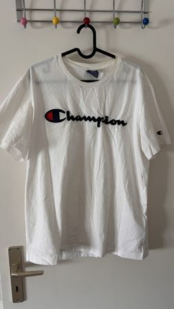 White Champion T-Shirt With Logo - Size L