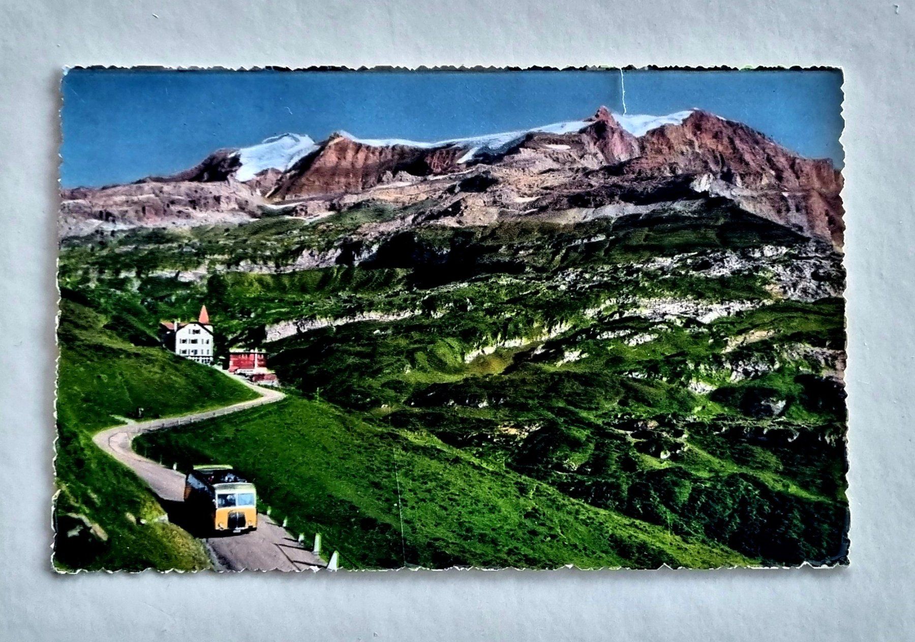 Ansichtskarten: Hotel Klausen - Postauto – Gebraucht aus Rothrist von RROENK
