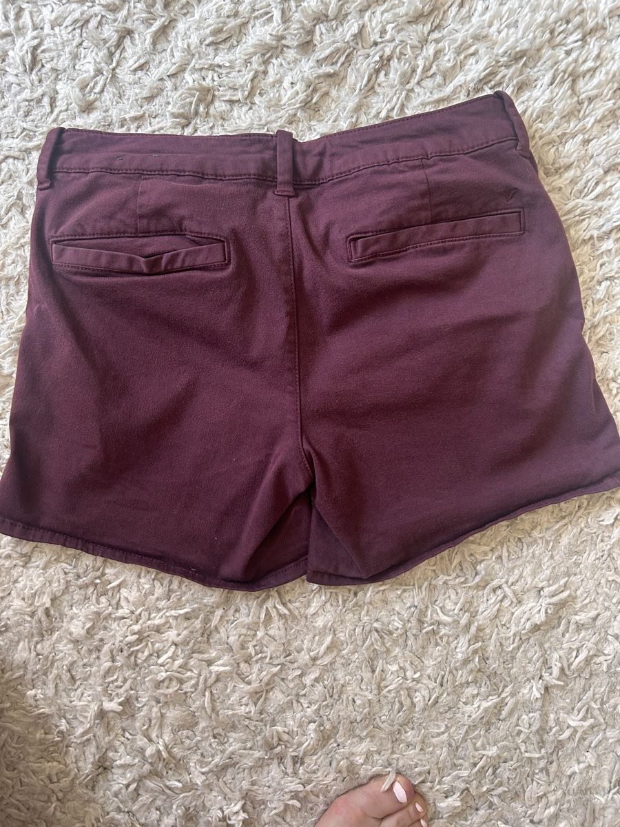 American Eagle Pantaloni: American Eagle Shorts – Usato da Bern venduto da jjr_vdc2 2