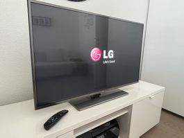 LG 42" Full HD Smart TV (42LB650V) – Top Zustand – funktioni