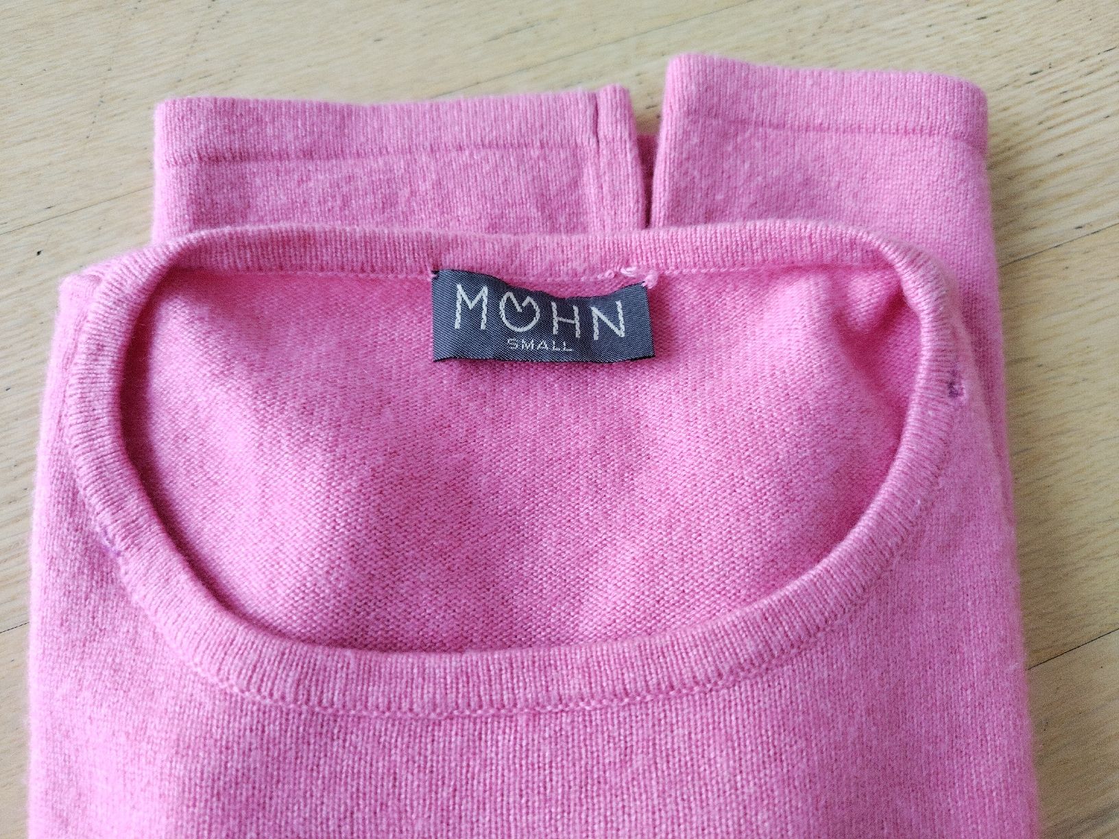 Pullover & Sweatshirts: MOHN Kaschmir Pullover Rosa Taille S – Gebraucht aus Buchrain von QueenyHE51 4