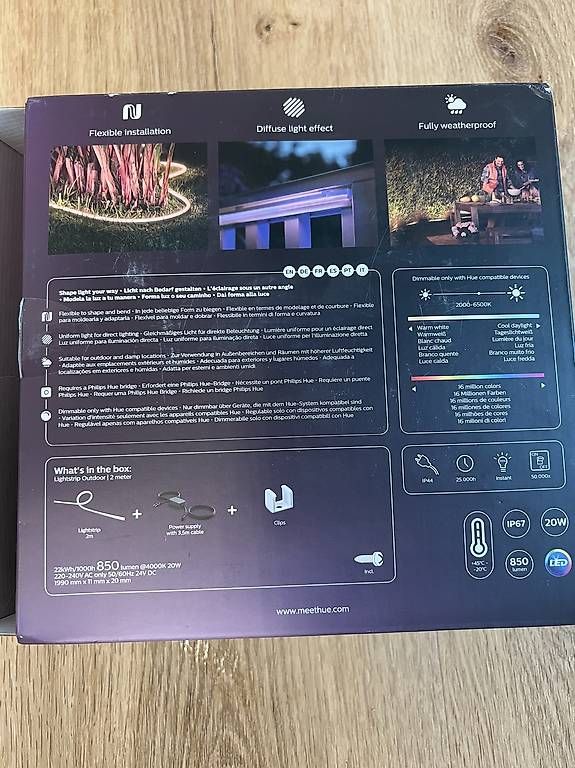 Lampade: Bande de Lumière extérieure Philips hue – Usato da Bovernier venduto da NicoNiarf 1
