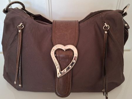 Sac Lancaster Paris vintage Y2K marron à boucle cœur