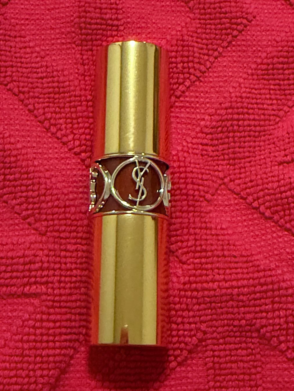 Maquillage: YSL Rouge Volupte Shine 154 – Neuf (Voir description) à Winterthur par Milan340
