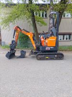 Bagger Doosan DX10Z mit wenig Stunden