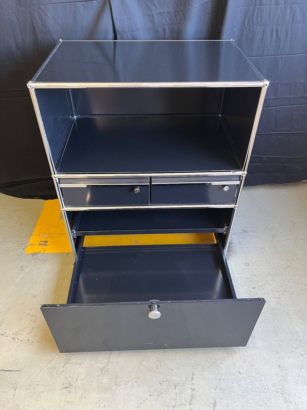 USM Regale: USM Haller Sideboard Schwarz – Gebraucht aus Luzern von B-R 4