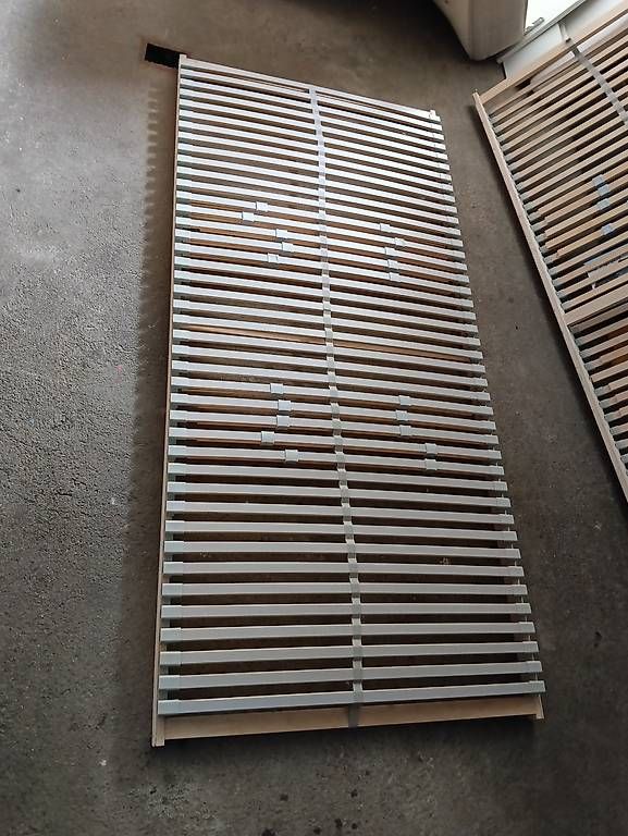 Reti a doghe: 2 Stück, Lattenrost 90 x 200 cm – Usato da Heimenschwand venduto da Thermalfake 1