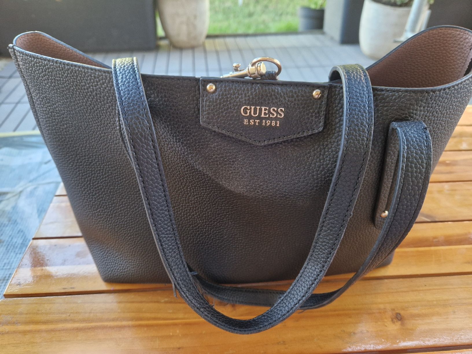 Guess Taschen für Damen: Handtasche GUESS – Gebraucht aus Hombrechtikon von Katrin.s
