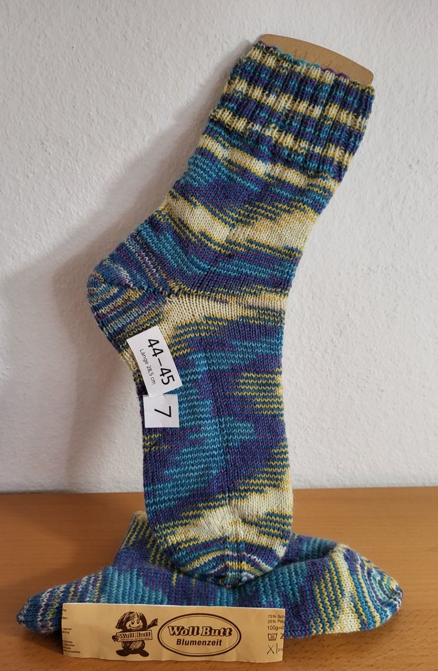 Calze: Socken 44-45 handgestrickt Nr 7 – Nuovo e nell'imballaggio originale da Winterthur venduto da Baer49